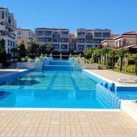 Apartment луксозно студио в затворен комплекс Gl на плаж каваци
